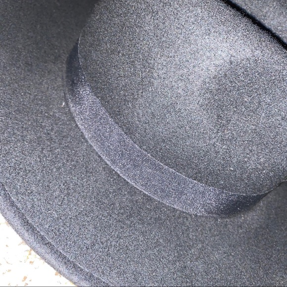 ⚡️ MOVING SALE TODAY ONLY ⚡️ - Picture 2 of 3